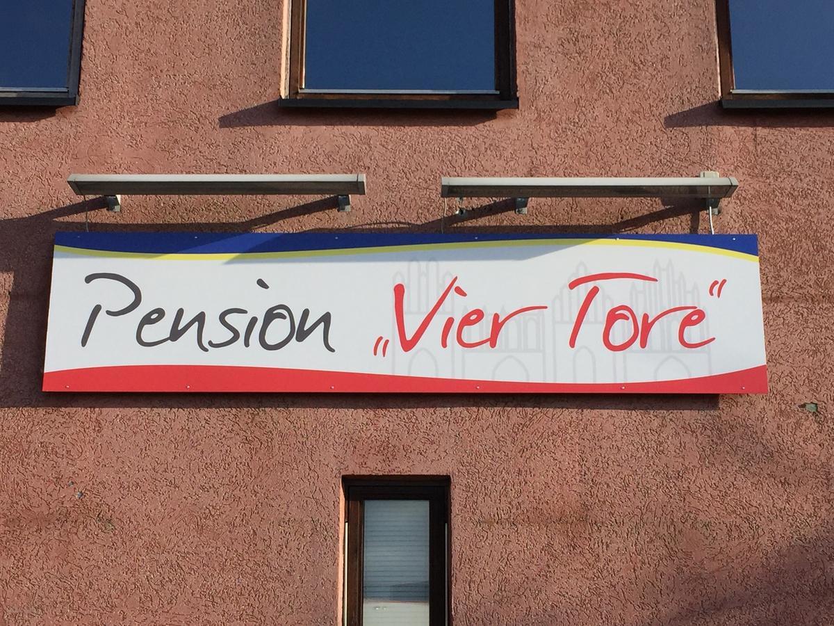نيوبراندنبرغ Pension ,,Vier Tore" المظهر الخارجي الصورة